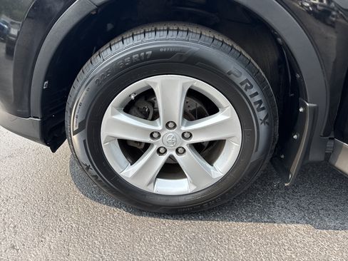 Used 2013 Toyota RAV4 XLE AWD/4WD image 28