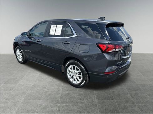 Used 2022 Chevrolet Equinox LT image 3
