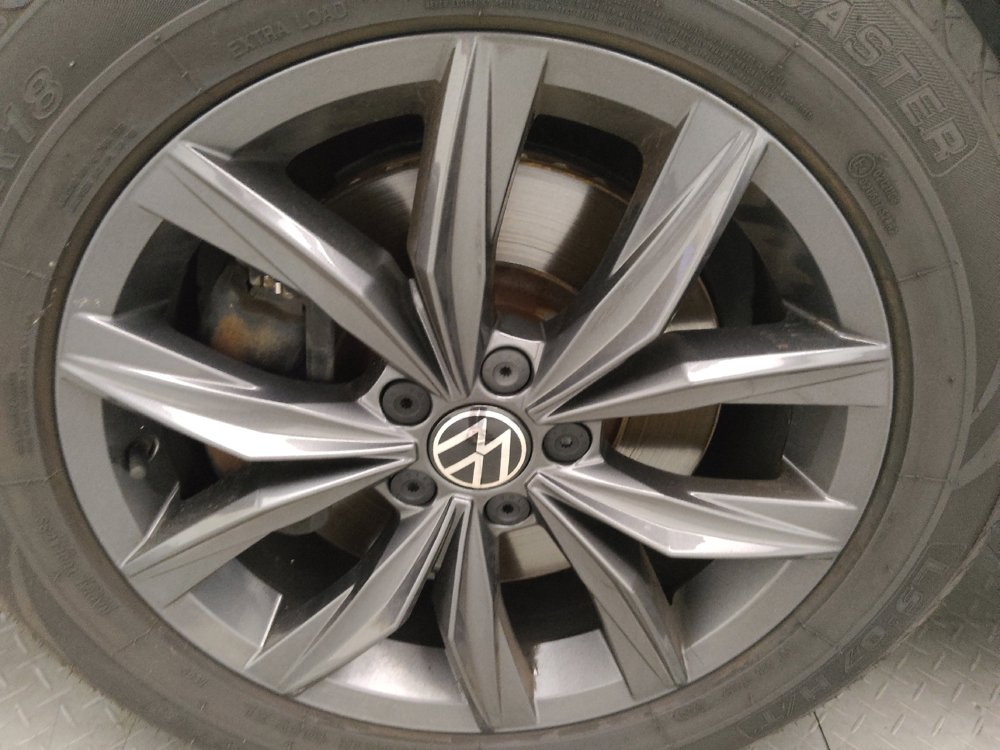 Used 2022 Volkswagen Tiguan SE FWD image 31