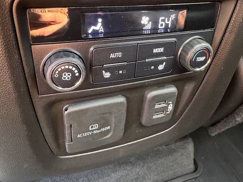 Used 2021 Buick Enclave Avenir w/ Avenir Technology Package AWD/4WD image 19