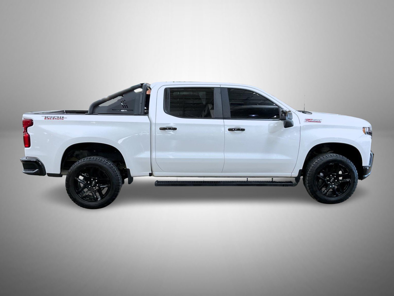 Certified 2021 Chevrolet Silverado 1500 LT Trail Boss w/ Convenience Package II AWD/4WD image 4