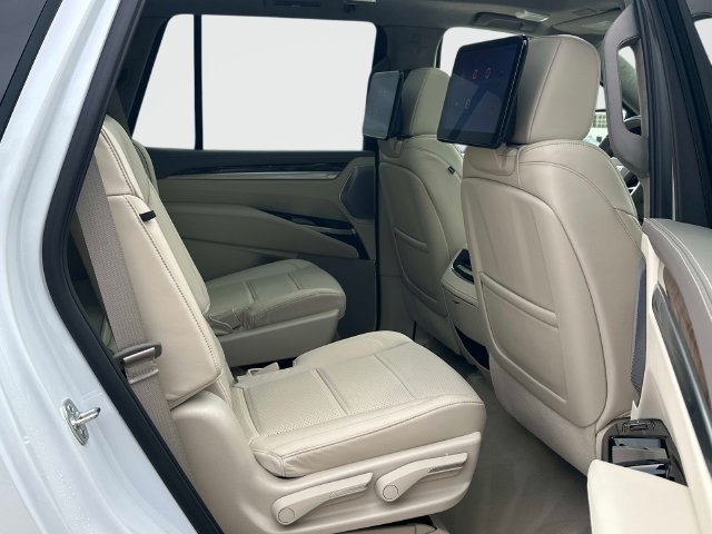 Used 2026 Cadillac Escalade Platinum Luxury AWD/4WD image 21