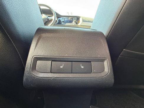 Used 2020 Volkswagen Jetta R-Line FWD image 17