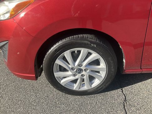 Used 2015 MAZDA MAZDA5 Sport image 10