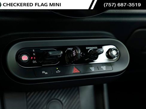 Used 2025 MINI Cooper S FWD image 34