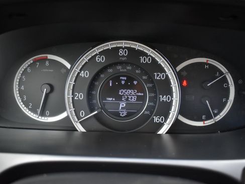 Used 2015 Honda Accord EX-L image 17