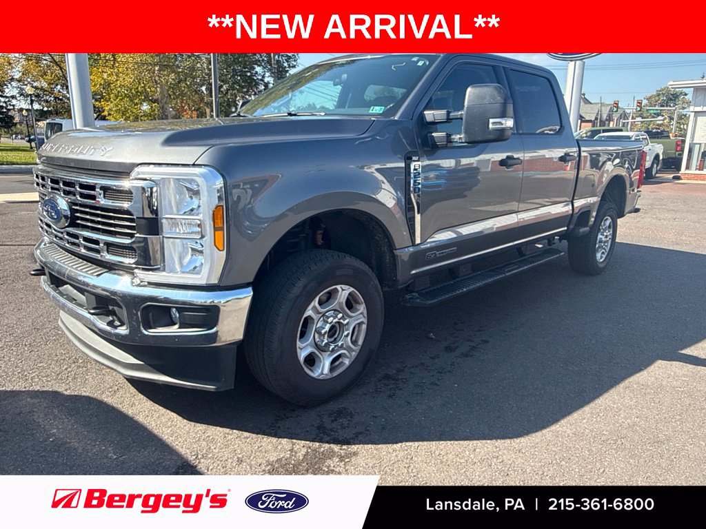 Used 2025 Ford F250 XLT AWD/4WD image 1
