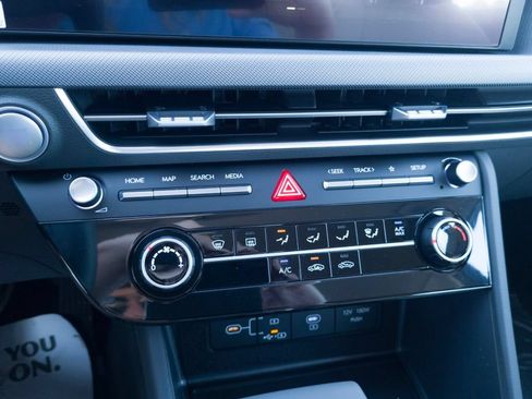 New 2026 Hyundai Sonata SE FWD image 22