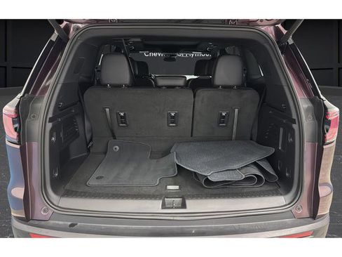 Used 2025 GMC Acadia Elevation w/ Elevation Premium Package image 28