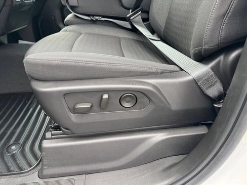 Used 2025 Chevrolet Silverado 1500 Custom RWD image 14