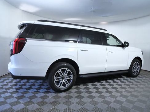 Certified 2025 Ford Expedition Max Active AWD/4WD image 8