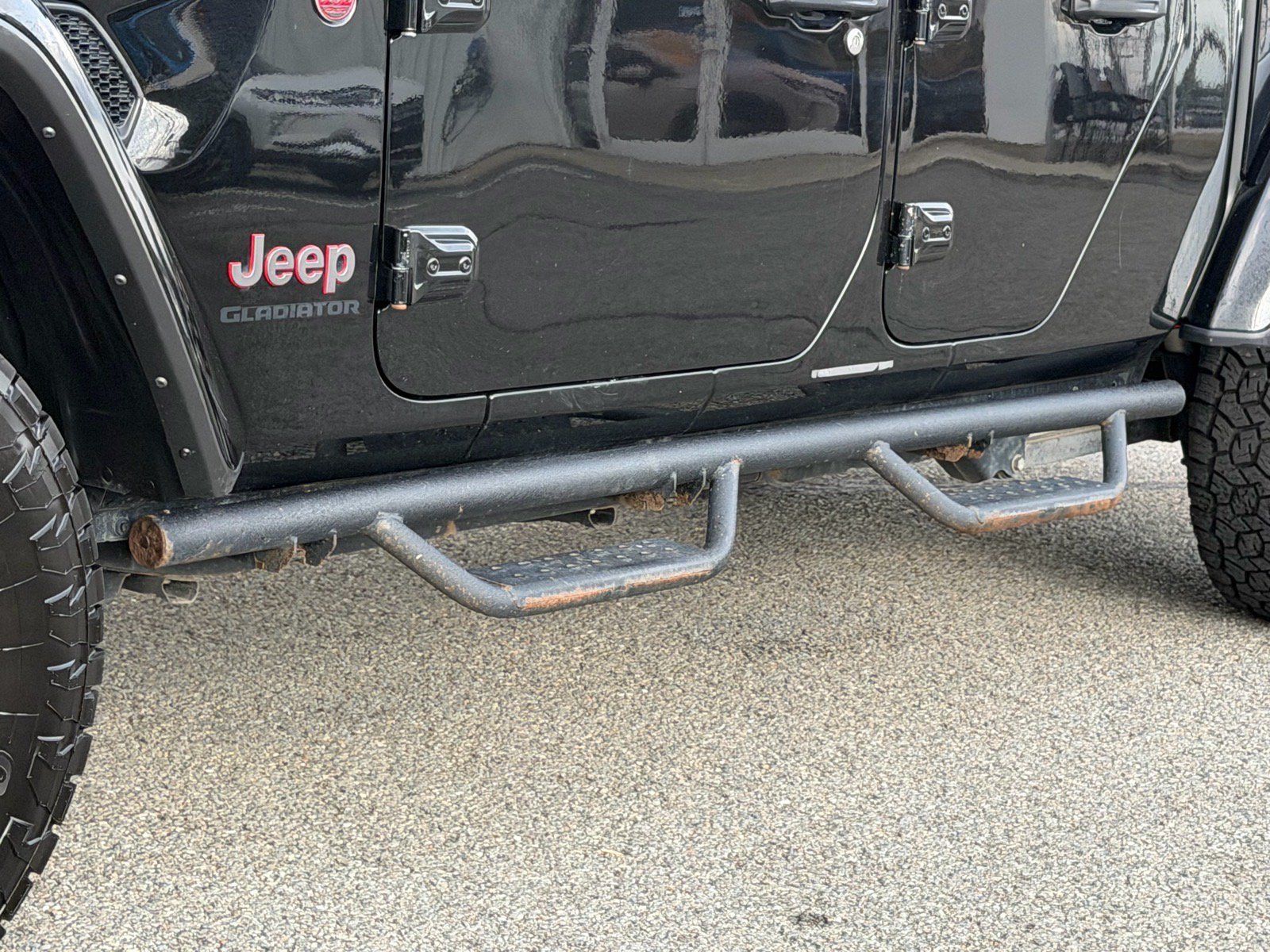 Used 2021 Jeep Gladiator Rubicon AWD/4WD image 25