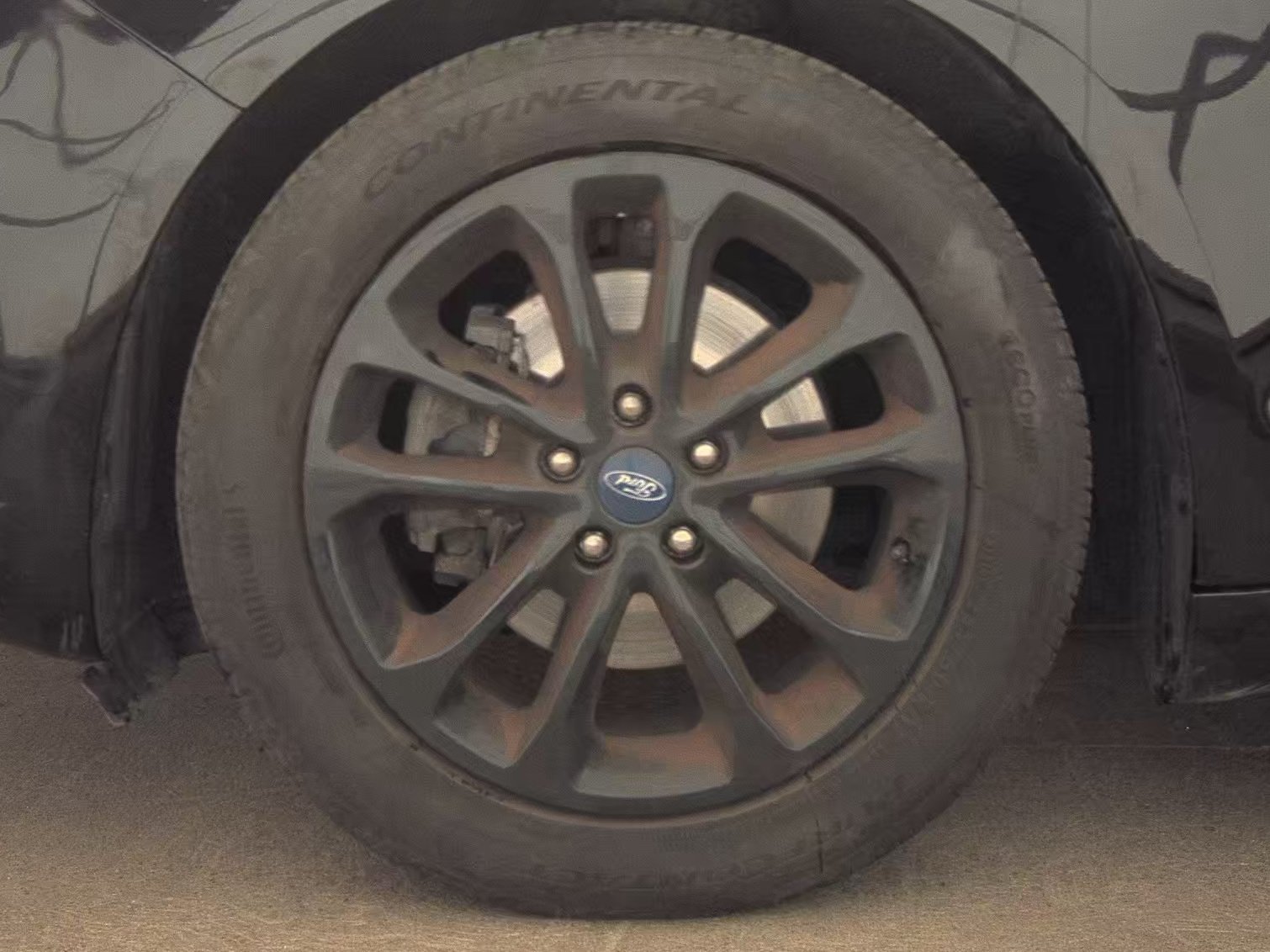 Used 2020 Ford Fusion SE FWD image 19