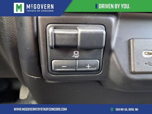 Used 2022 Chevrolet Silverado 1500 LT AWD/4WD image 22