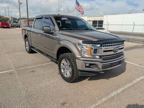 Used 2018 Ford F150 XLT w/ Equipment Group 302A Luxury image 3