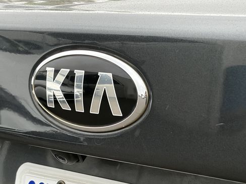 Used 2020 Kia Optima LX FWD image 4