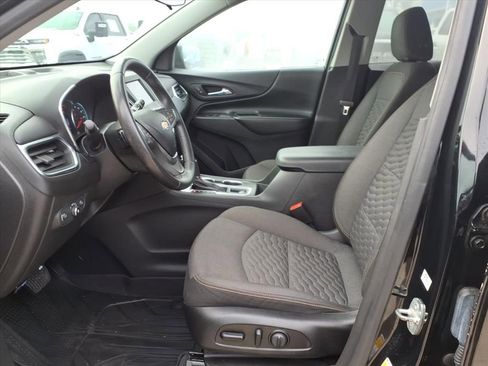 Used 2021 Chevrolet Equinox LT image 19