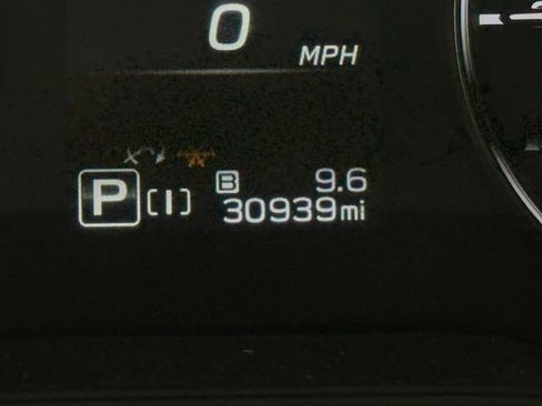 Used 2024 Subaru Crosstrek 2.0i Premium image 27