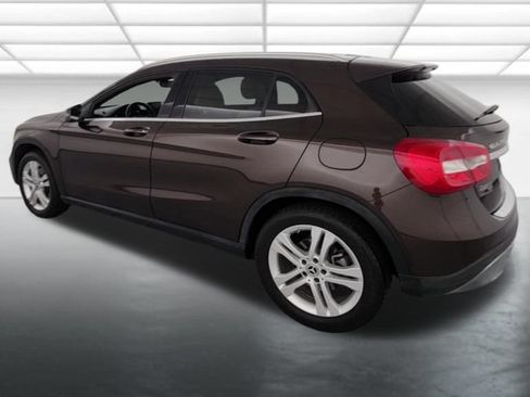 Used 2018 Mercedes-Benz GLA 250 4MATIC image 6