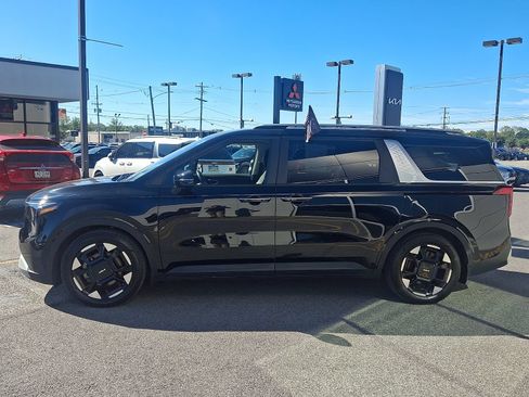 Used 2025 Kia Carnival EX FWD image 5