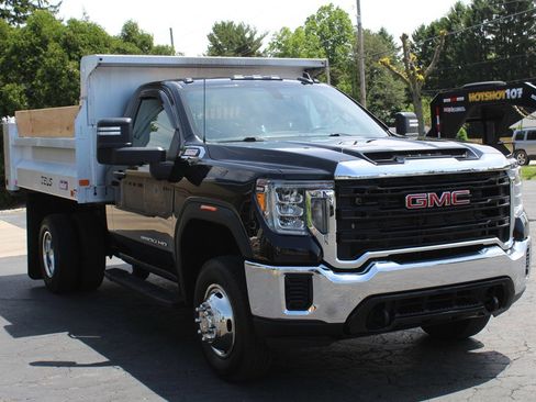 Used 2021 GMC Sierra 3500 4x4 Regular Cab w/ Convenience Package image 10