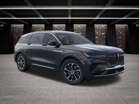 New 2026 Lincoln Nautilus Premier AWD/4WD image 7