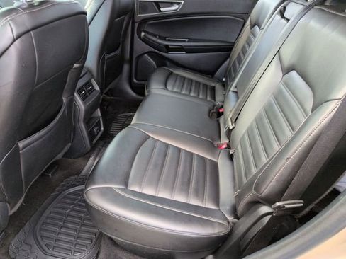 Used 2020 Ford Edge SEL w/ Cold Weather Package image 24