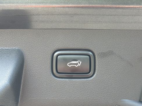 Used 2025 Kia Sportage EX w/ Premium Package FWD image 26