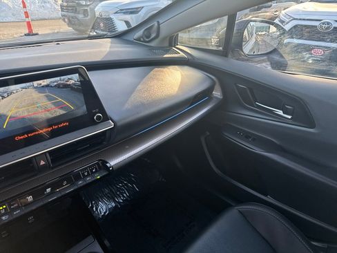 Used 2024 Toyota Prius Limited image 28