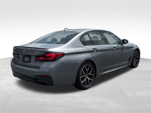 Used 2023 BMW 530i xDrive w/ M Sport Package AWD/4WD image 4