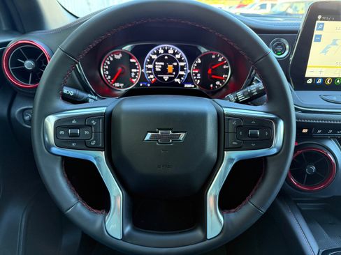 Certified 2025 Chevrolet Blazer RS image 17