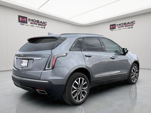 Used 2021 Cadillac XT5 Sportv image 3
