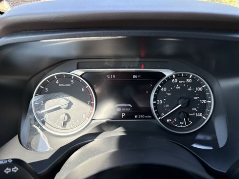 Used 2022 Nissan Rogue SL w/ SL Premium Package image 22