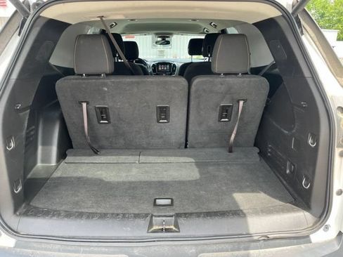 Used 2018 Chevrolet Traverse LT AWD/4WD image 15