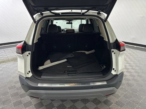 Used 2023 Nissan Rogue SV w/ SV Premium B Package FWD image 19
