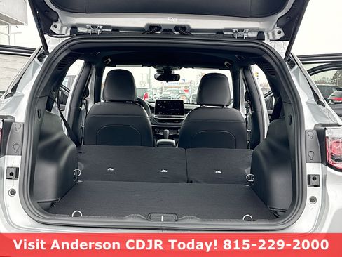 New 2026 Jeep Compass Latitude image 7