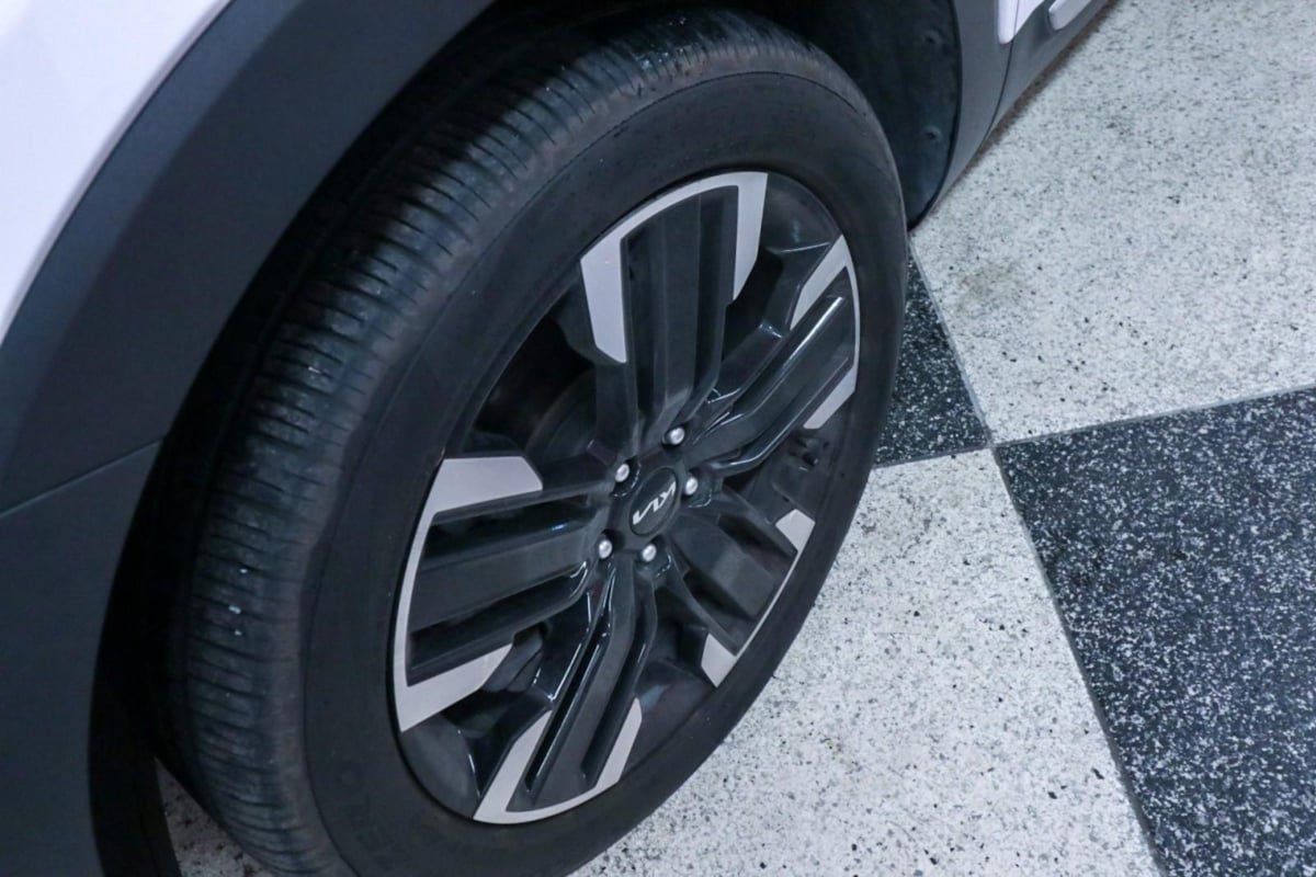 Used 2024 Kia Telluride SX FWD image 39