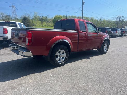 Used 2013 Nissan Frontier SV w/ SV Value Truck Pkg AWD/4WD image 6