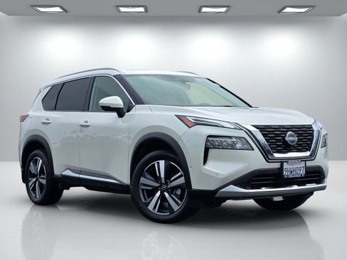 Used 2023 Nissan Rogue Platinum w/ Platinum Premium Package AWD/4WD image 1