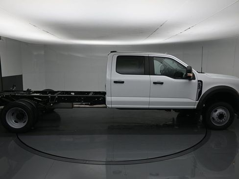 New 2026 Ford F550 2WD Crew Cab image 10