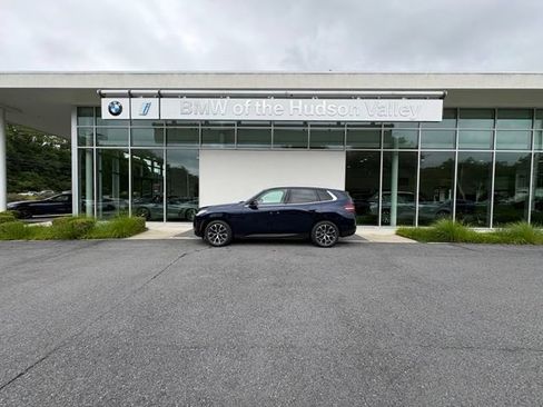 New 2026 BMW X3 xDrive30i w/ Convenience Package AWD/4WD image 1
