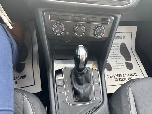 Used 2018 Volkswagen Tiguan S w/ Front Fog Lights Package image 20