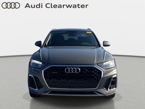 Used 2023 Audi Q5 2.0T Premium w/ Convenience Package AWD/4WD image 5