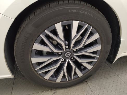 Used 2023 Nissan Altima 2.5 SV FWD image 31
