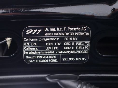 Used 2015 Porsche 911 Carrera image 27