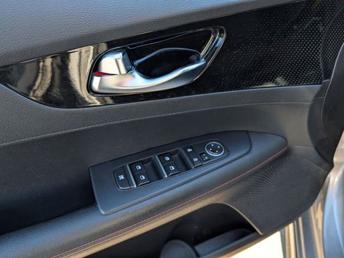 Used 2023 Kia Forte GT image 24