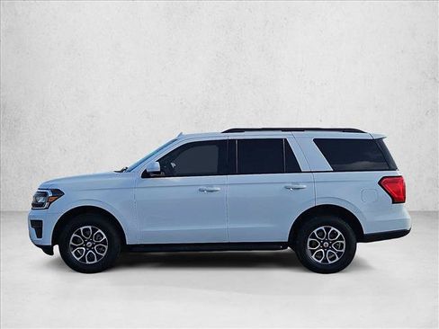 Used 2023 Ford Expedition XLT RWD image 9