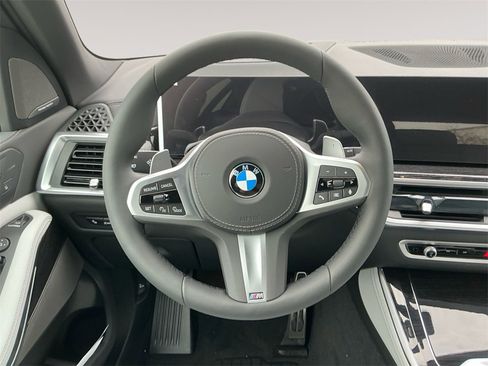 New 2026 BMW X5 xDrive40i w/ M Sport Package image 12