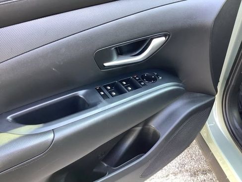 Certified 2025 Hyundai Santa Cruz SE AWD/4WD image 18