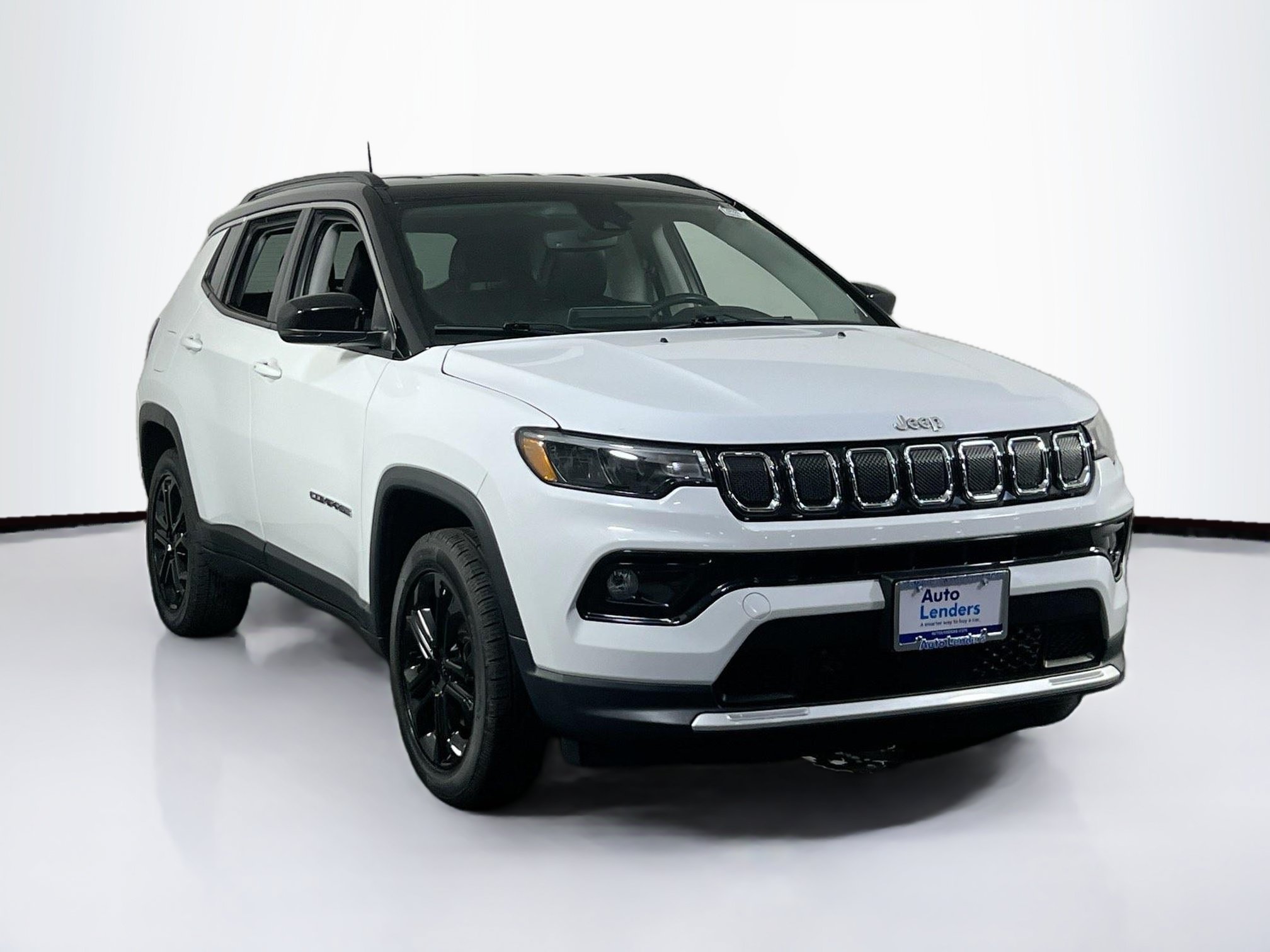 Used 2022 Jeep Compass Limited AWD/4WD image 3
